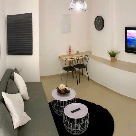 예루살렘 Gorgeous Boutique Apt!! //Prime Market Location!! 아파트 외부 사진