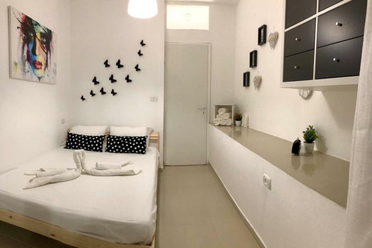 예루살렘 Gorgeous Boutique Apt!! //Prime Market Location!! 아파트 외부 사진